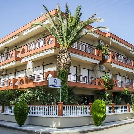Milonas House Paralia Dionysiou
