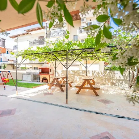 Apartment Milonas House *