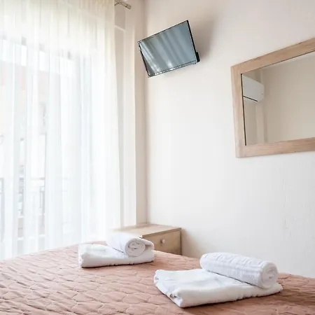 Milonas House Apartment *