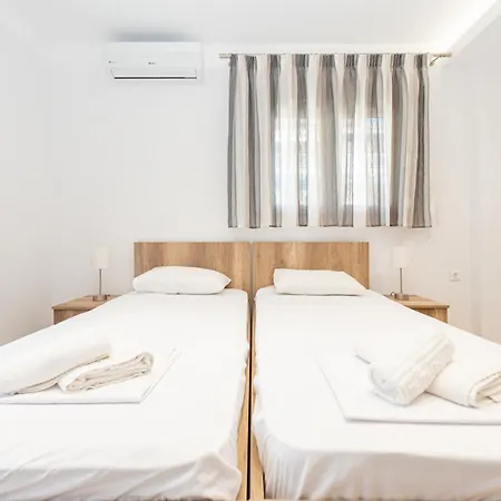 Milonas House Paralia Dionysiou