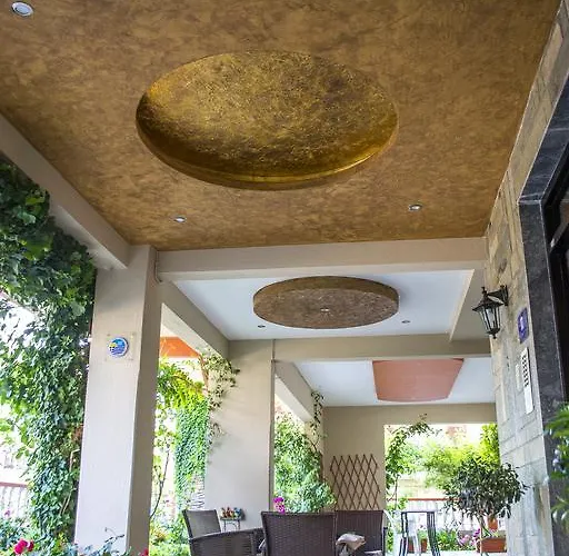 Milonas House *