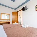 Milonas House Apartament *