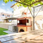 Milonas House *