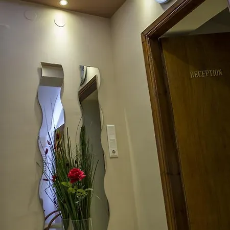 Milonas House 팔랄리아 디오니시우