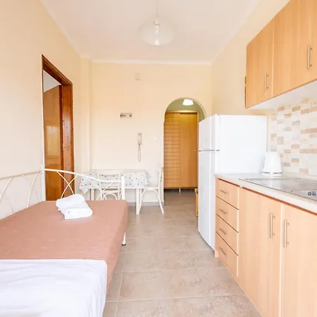 Milonas House * Paralia Dionysiou