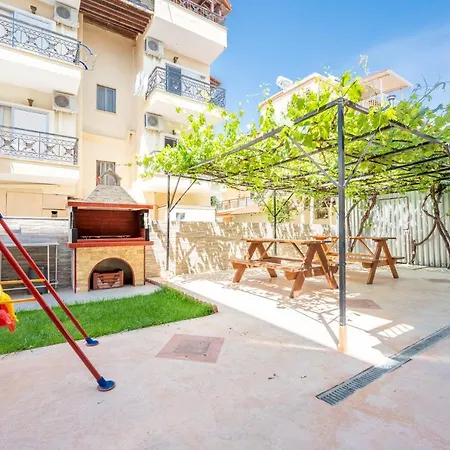 公寓 Milonas House *