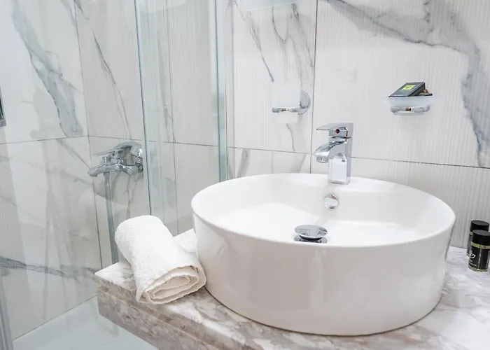 Milonas House Apartament *