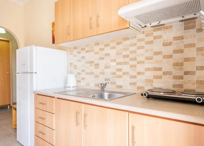 Milonas House Apartament *